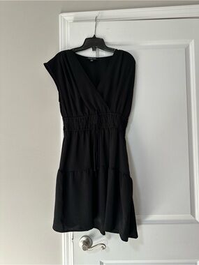 Rachel Zoe Black Sleeveless V-Neck Drawstring Mini Dress